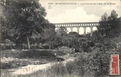 CPA Roquefavour les bords de l'Arc et le pont 