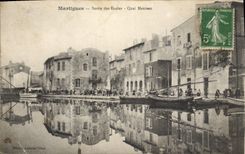 CPA Martigues Sortie des Ecoles Quai Marceau 