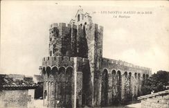 CPA Les Saintes Maries de la Mer la Basilique 
