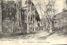 CPA Roquefavour L'entree de l'Ermitage 