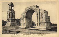 CPA En Provence  SAINT REMY Les Antiquites Romaines Ruines de l'ancienne Ville d'Origine Celtique en
