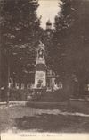 CPA Gemenos Le Monument 