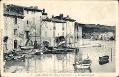 CPA Martigues la Venise Provencale le Quai Brescon Bateaux de peche