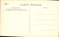CPA Les Baux l'hotel de ville et la rue Porte Eygieres 