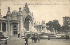 CPA Marseille Exposition Coloniale Grand palais Motif principal et Bassins 