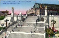 CPA Marseille l'Escalier Monumental de la gare Senes et Arnal architectes 