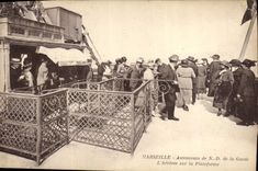 CPA Marseille Ascenseurs de N D de la Garde l'Arrivee sur la Plateforme 