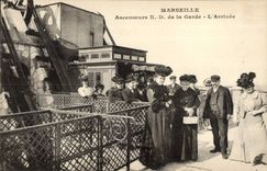 CPA Marseille Ascenseurs de N D de la Garde l'Arrivee 