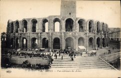CPA Arles vue exterieure des Arenes 