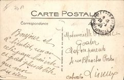 CPA Arles les Arenes sortie d'une course de Mise a Mort 