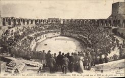 CPA Arles les Arenes combat de taureaux Corrida