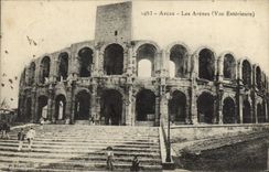 CPA Arles les Arenes vue exterieure 