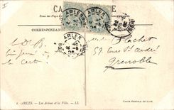 CPA Arles les Arenes et la ville 