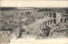 CPA Arles les Arenes et le Rhone 