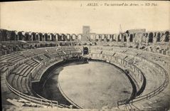 CPA Arles vue interieure des Arenes 
