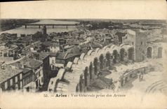 CPA Arles vue generale prise des Arenes 