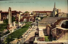CPA Arles le theatre Antique 