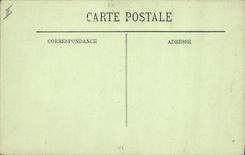 CPA Arles les Arenes sortie d'une course de mise a mort 