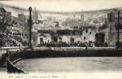 CPA Arles Les arenes un Jour de Theatre LL