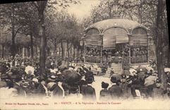 CPA NANCY A la Pepiniere Pendant le Concert Militaria