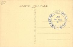 CPA Gemenos B du R Un sentier qui conduit a la Sainte Baume 