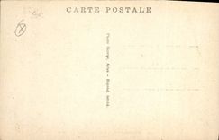 CPA Montmajour Cour du Cloitre 