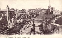 CPA Arles Le Theatre Antique 