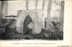 CPA Arles Les Aliscamps Chapelle des Marquis de Porcelets 