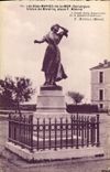 CPA Les Stes Maries de la Mer Camargue statue de Mireille place F Mistral 
