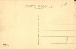 CPA Arles Les Alyscamps Portail Antique 