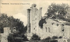 CPA Vernegues Ruines Romaines du Temple de Diane 