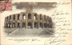 CPA Arles vue exterieure des Arenes 