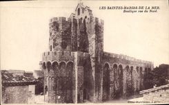 CPA Les Saintes Maries de la Mer Basilique vue du Nord 