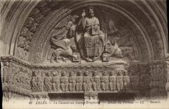 CPA Arles la Cathedrale Saint Trophime Detail du portail 