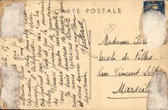 CPA Trets B du Rh porte de St jean vue exterieure 