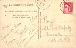 CPA Paysages et Pierres de Provence les Baux B du R un coin du Vieux Village 