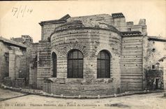 CPA Arles Thermes Romains dits palais de Constantin 