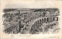 CPA Arles Vue generale prise des Arenes 