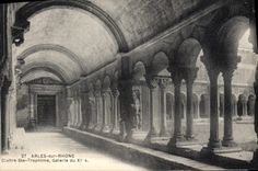 CPA Arles sur Phone Cloitre Trophime Galerie du XI siecle 