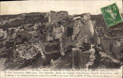 CPA Ruines du Chateau Premier Plan Rue du Chateau et Galerie Deuxieme Plan Pigeonniers Tour Monolith