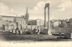 CPA Arles - Le Theatre Antique