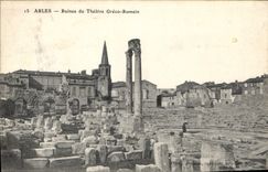 CPA Ruines du Theatre Greco-romain Arles