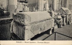CPA Arles - Musee Lapidaire - Tombeau Romain