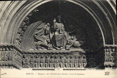 CPA Tympan du Portail de l'Eglise Saint Trophime Arles