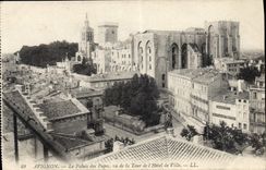 CPA Avignon Le Palais des Papes vu de la Tour de l'Hotel de Ville