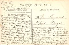 CPA Chaine de la La Sainte Baume et le Plateau du Plan d'Aups Moutons Femme