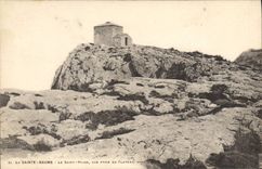CPA La Sainte Baume Le Saint Pilon vue prise du Plateau