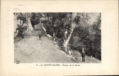 CPA La Sainte Baume Montee de la Grotte