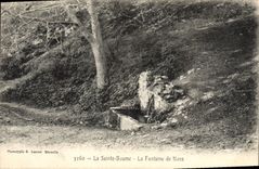 CPA La Sainte Baume La Fontaine de Nans