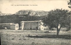 CPA La Sainte Baume Vue generale